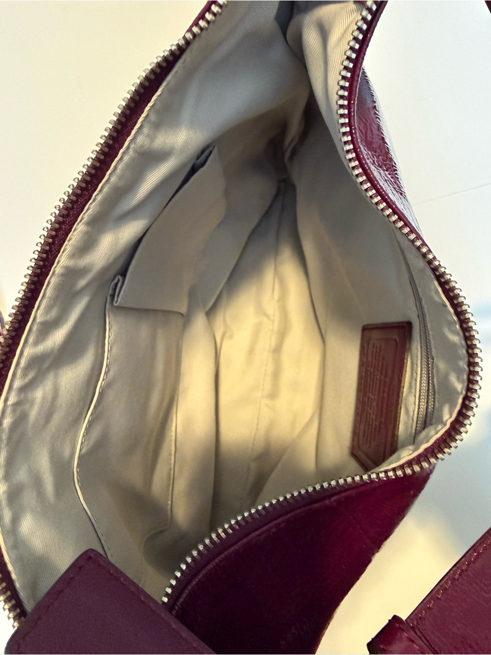 Coach Patent Leather Shoulder Bag in Deep Plum with Wristlet - Picture 3 of 6